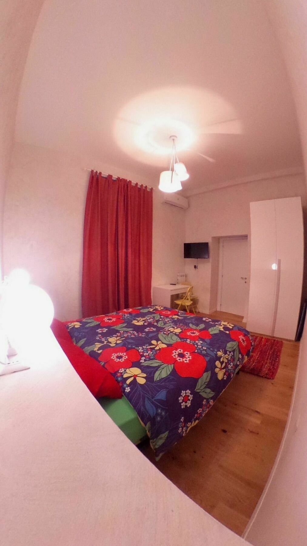 Casa "G&G Pignasecca" Apartment Наполи Екстериор снимка