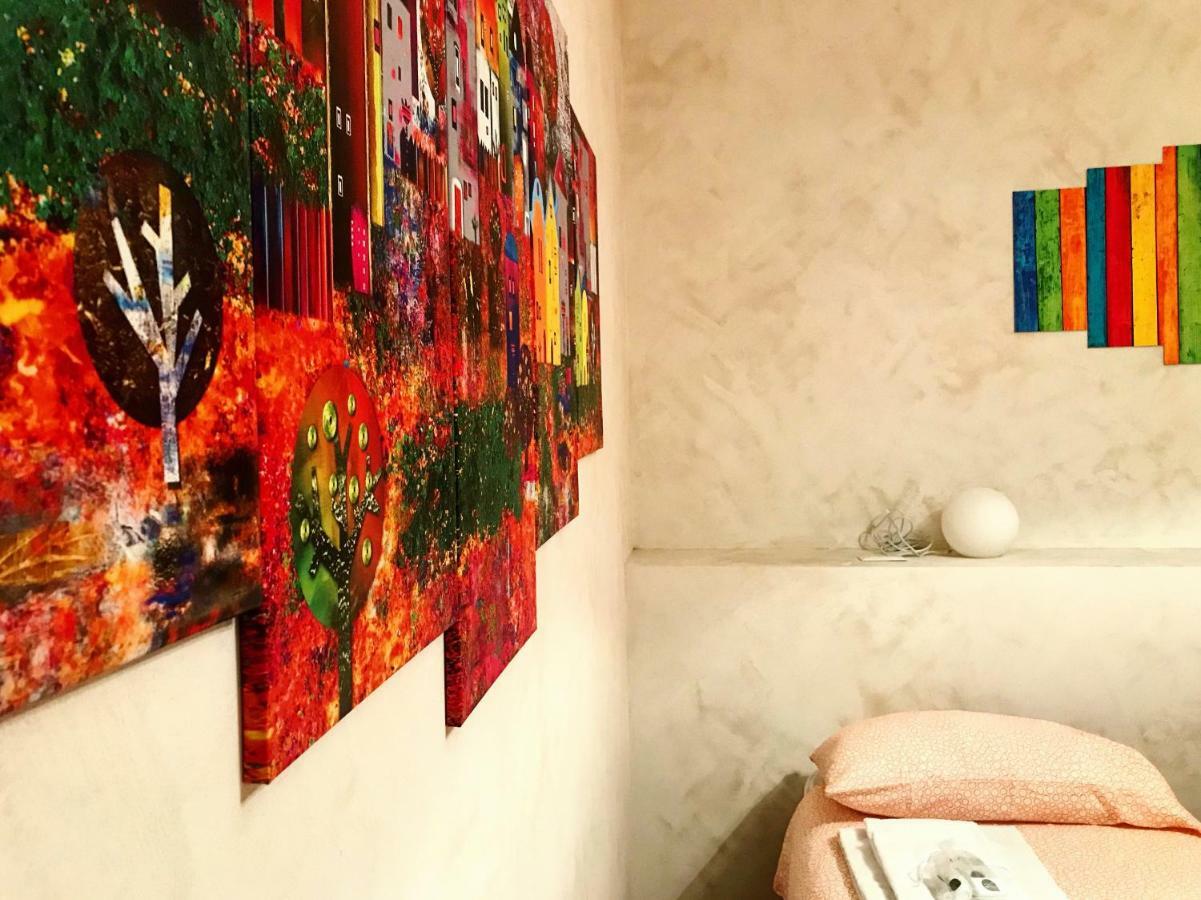 Casa "G&G Pignasecca" Apartment Наполи Екстериор снимка